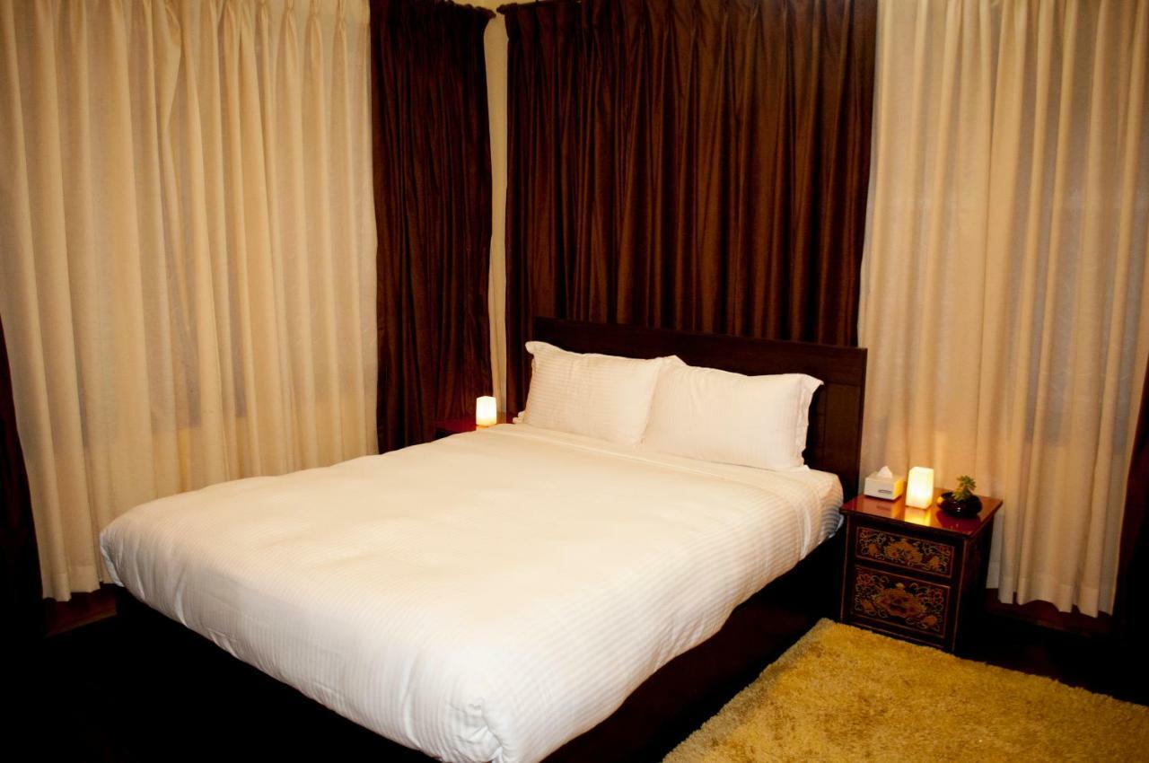 קטמנדו Hostel Milarepa מראה חיצוני תמונה